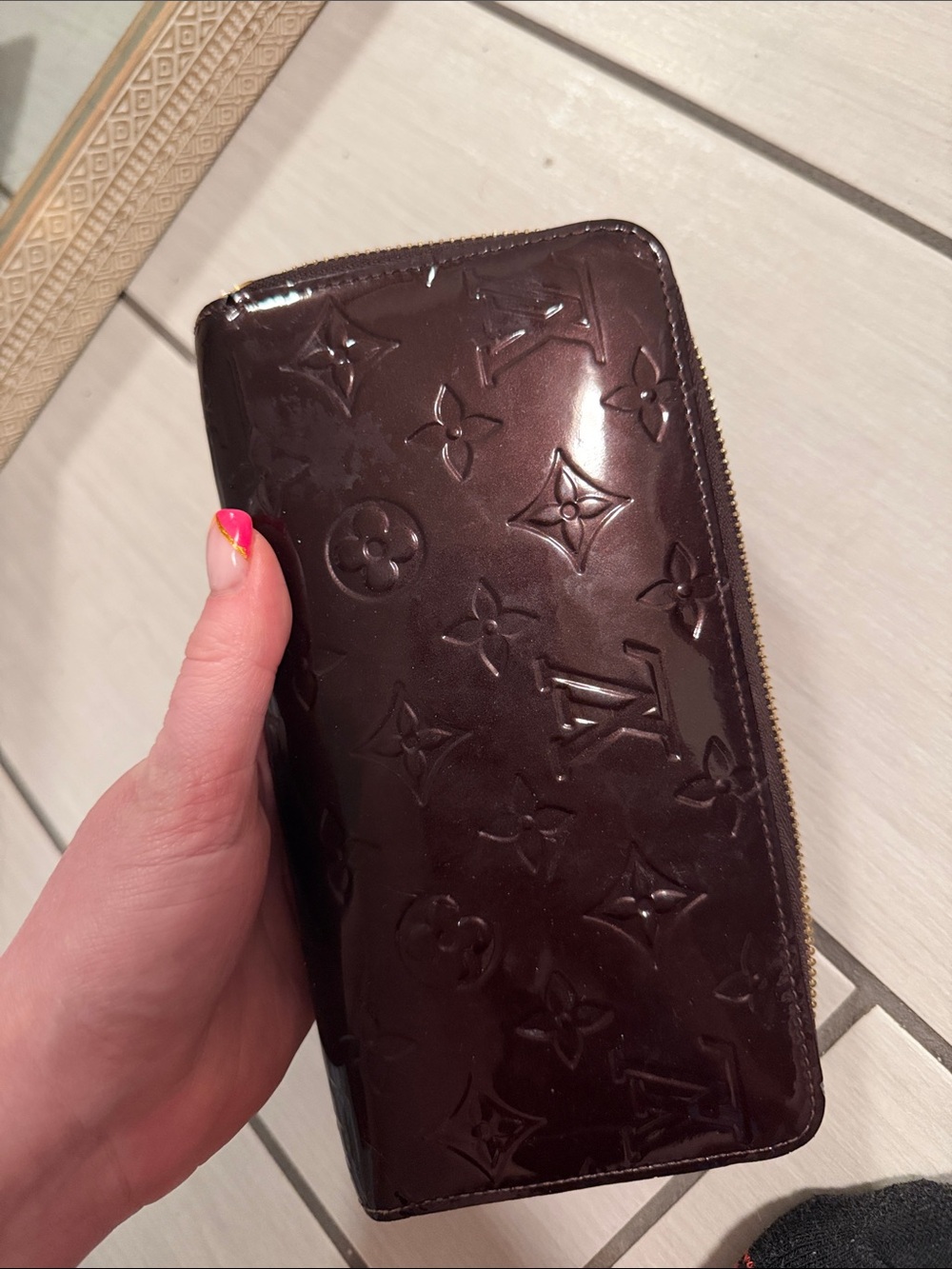 Louis Vuitton Vernis Long Zip Wallet in Deep Plum